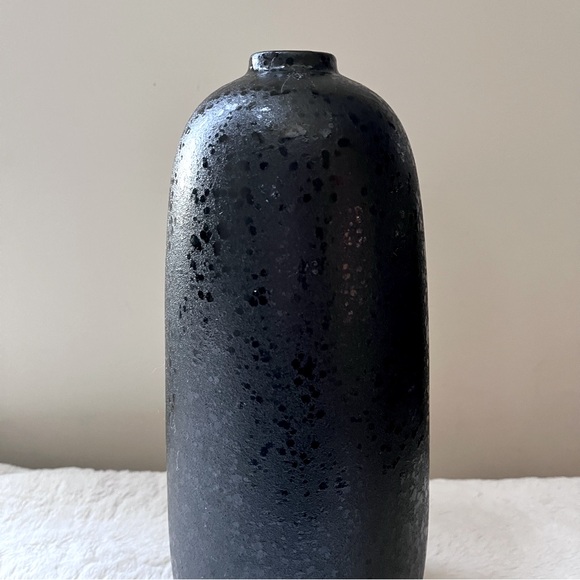 🆕 RARE Project 62 Textured Ceramic Stoneware Modern Slender Black Vase - Picture 3 of 13